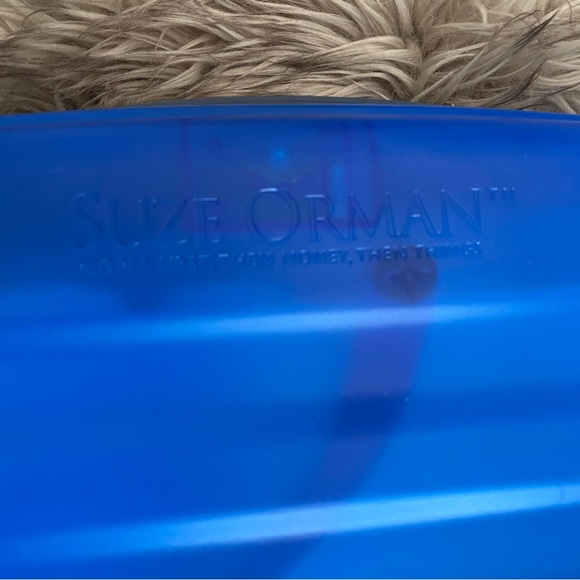 Suze Orman’s Protection Portfolio Financial Organizing Box - Picture 2 of 11